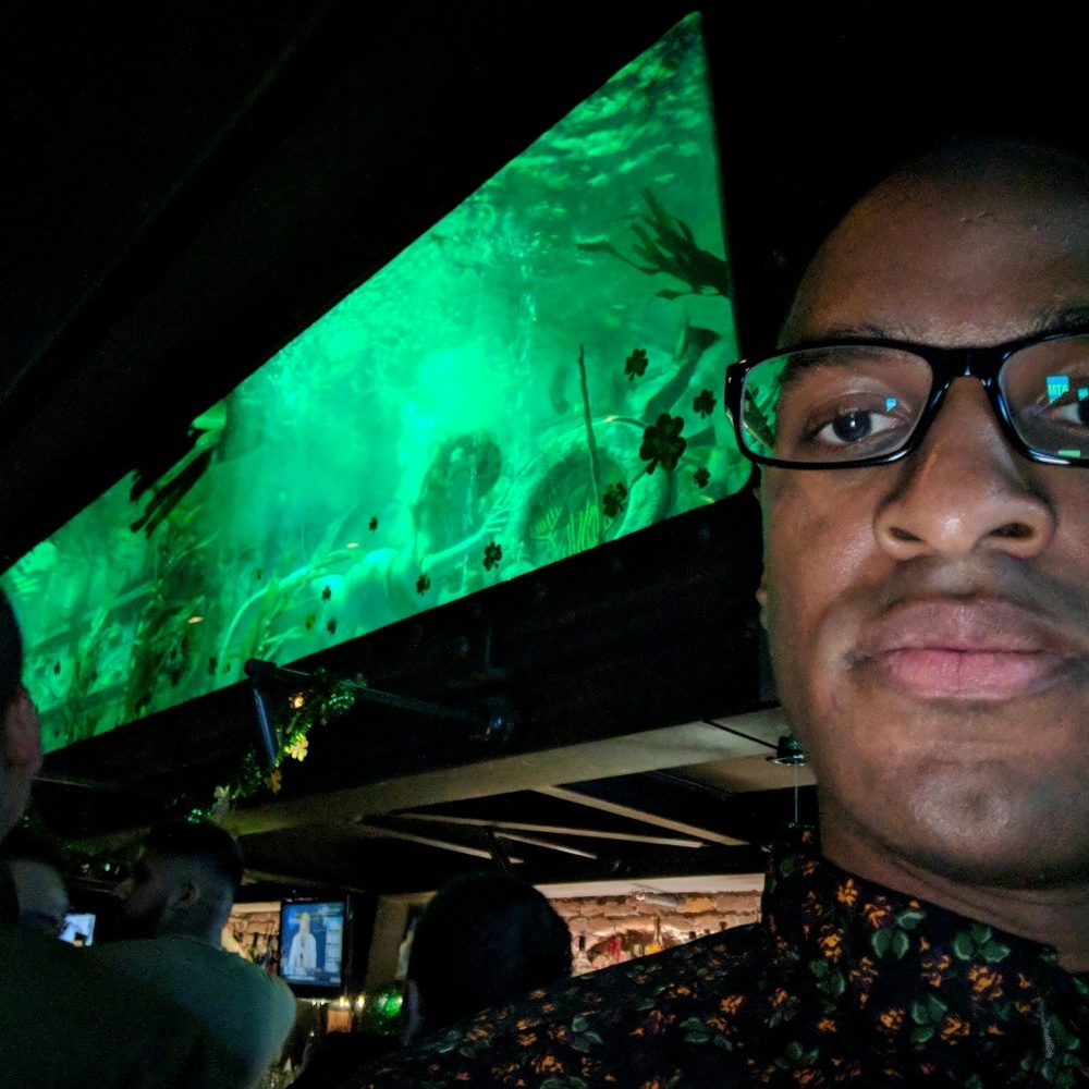 Meet your Posher, Aaron